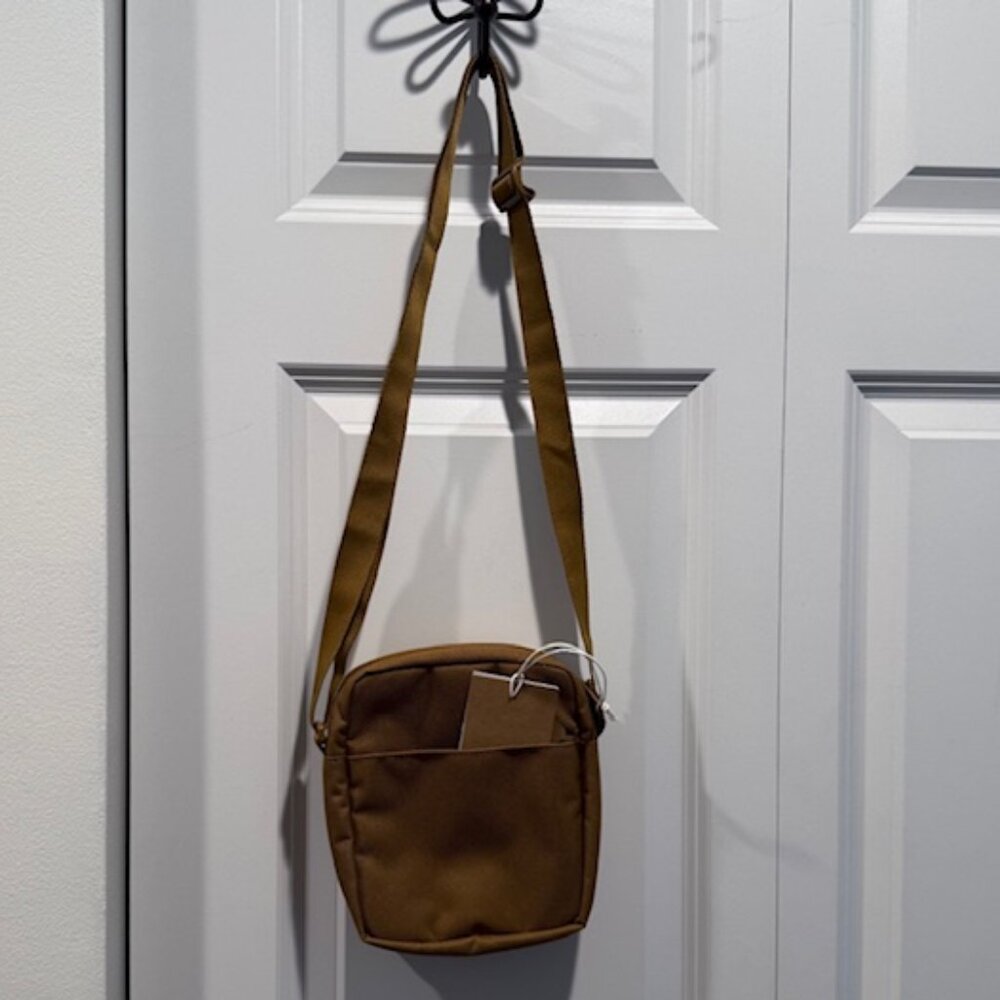 Herschel Supply Co. Heritage Crossbody Bag - Picture 3 of 5